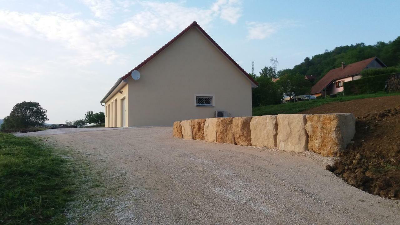 Gite Du Val D' Armancon Quincerot  Kültér fotó